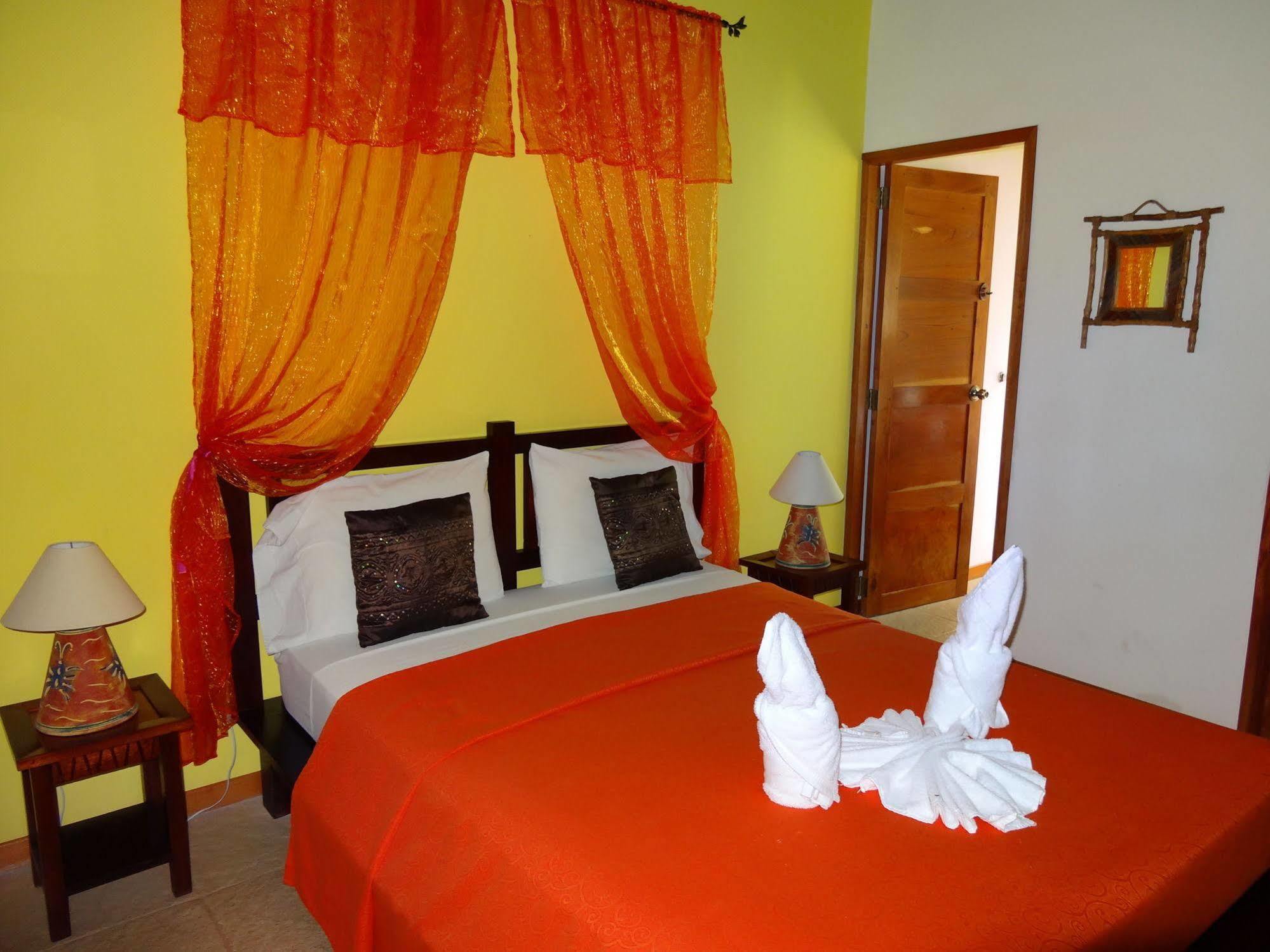 Hotel El Pequeno Gecko Verde Sámara 외부 사진