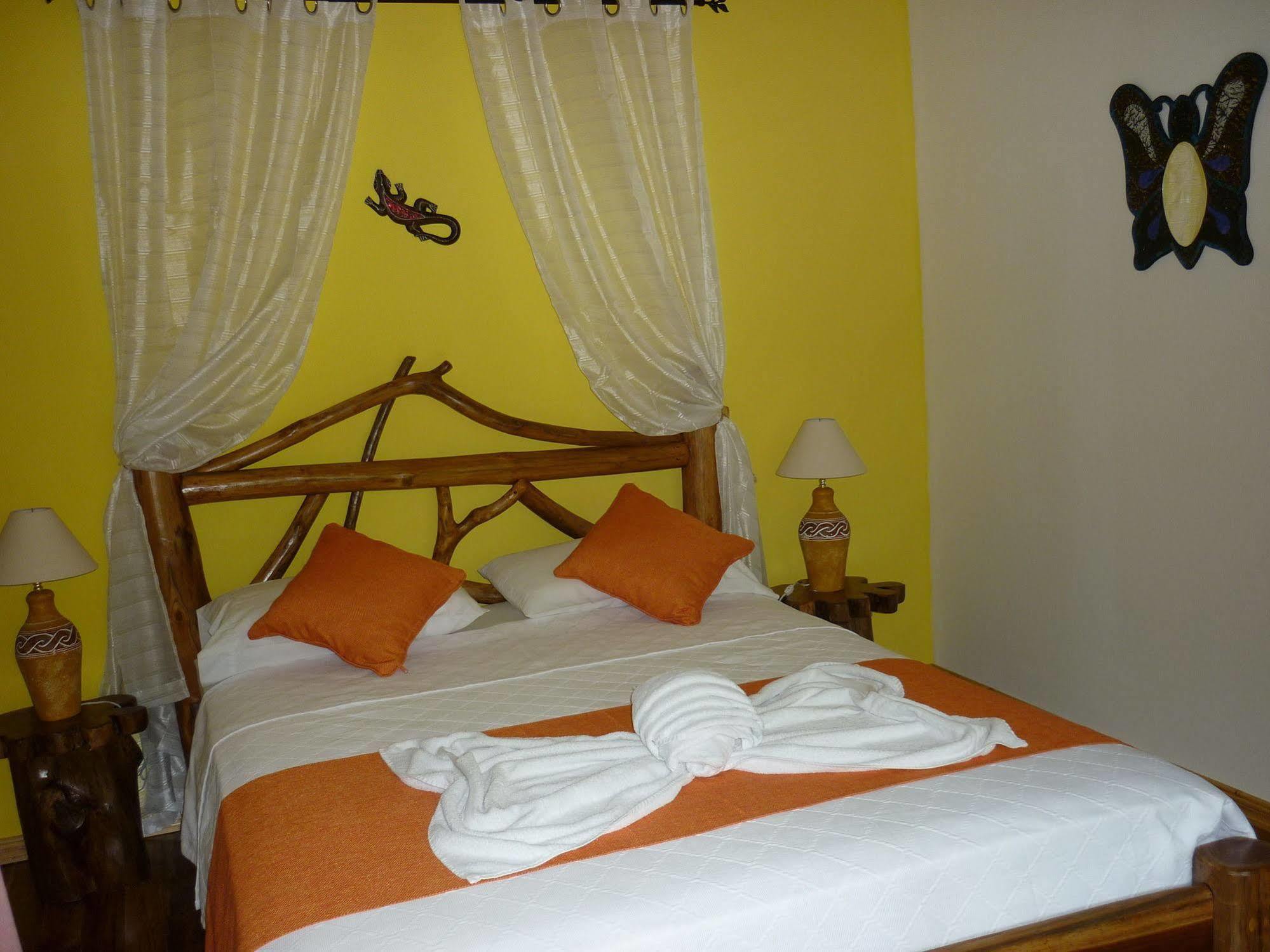 Hotel El Pequeno Gecko Verde Sámara 외부 사진